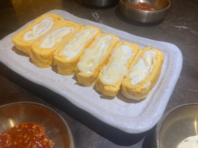 rolled omelet with cheese